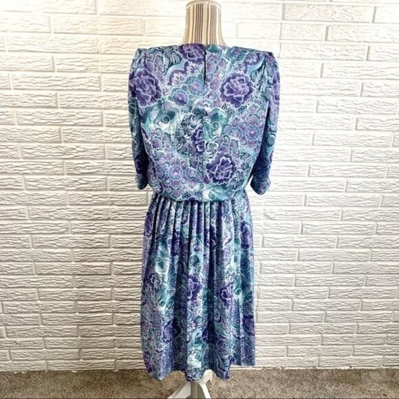 Vintage MCS Ltd Floral Midi Dress with a Pleated Skirt Petite Size 6P - Picture 7 of 8